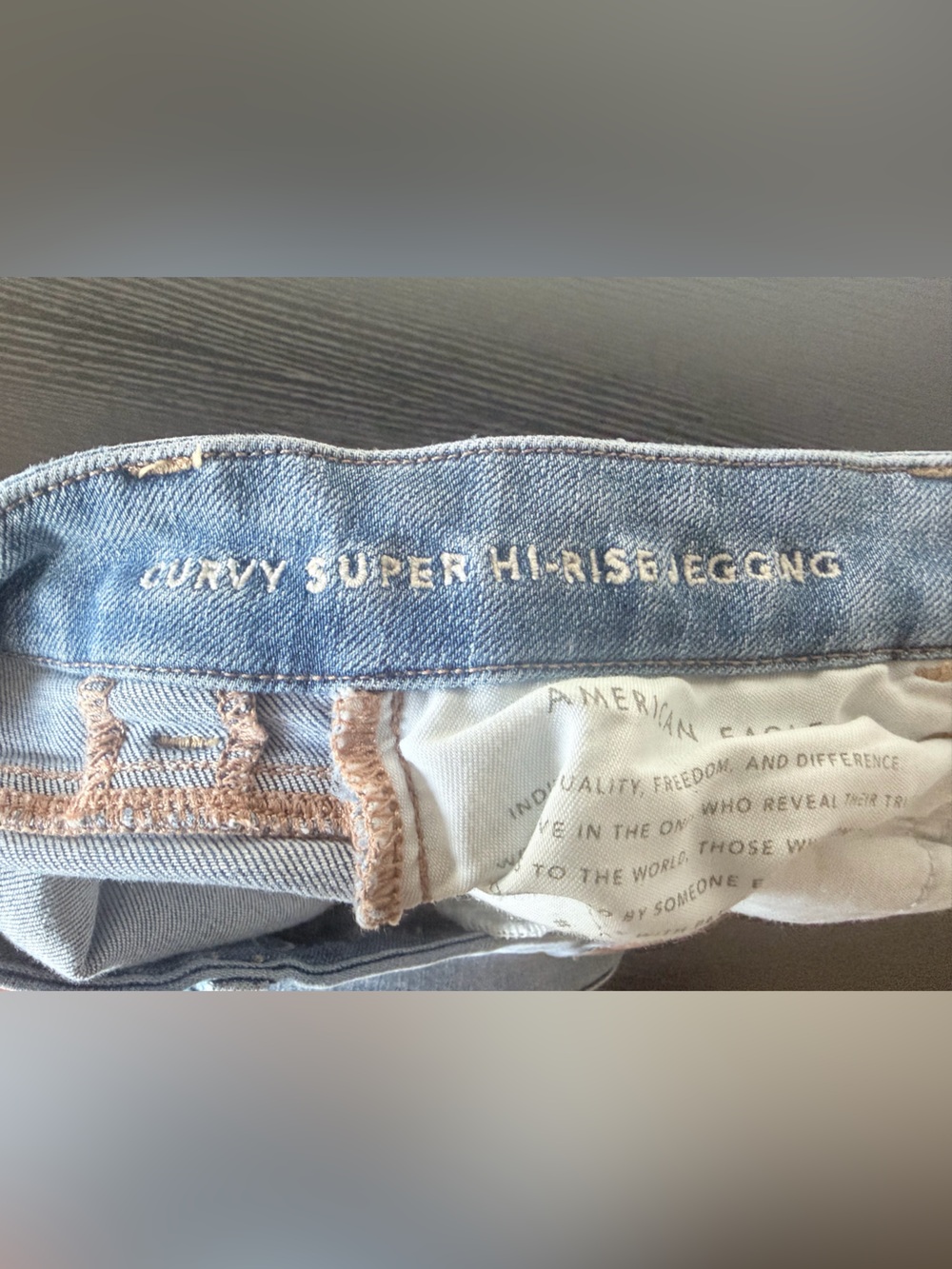 American Eagle Outfitters Light Wash Distressed Skinny Jeans - Picture 11 of 12